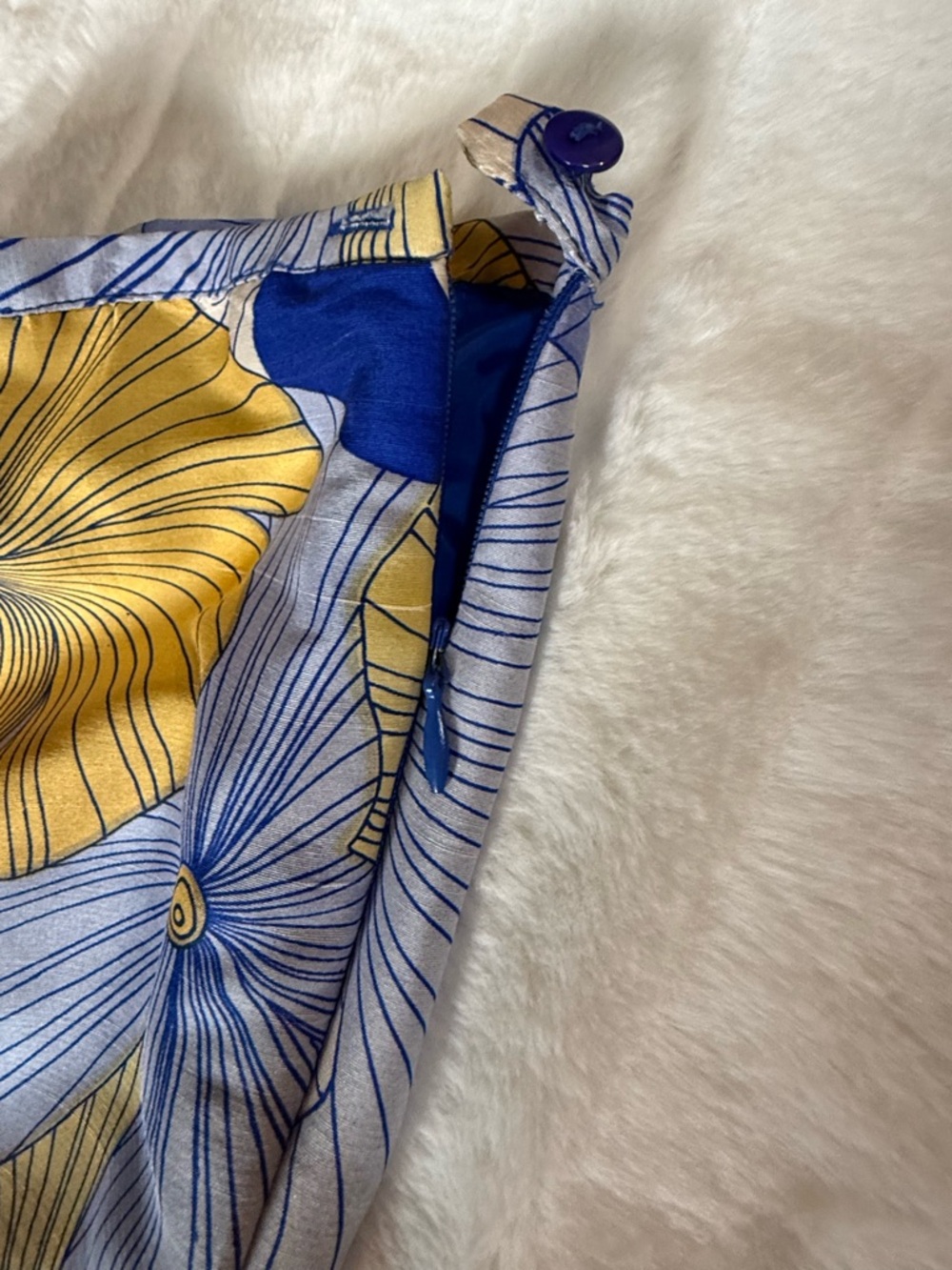 Floral Wide-Leg Pants in Blue and Yellow - Picture 4 of 6
